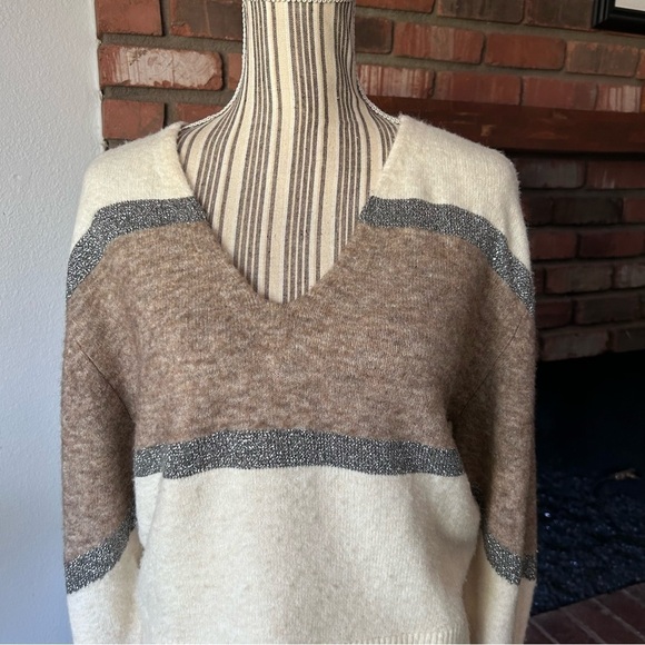 Veronica Beard Miley Colorblock Metallic V-Neck Sweater in Ivory Multi Sz XS - Picture 6 of 11